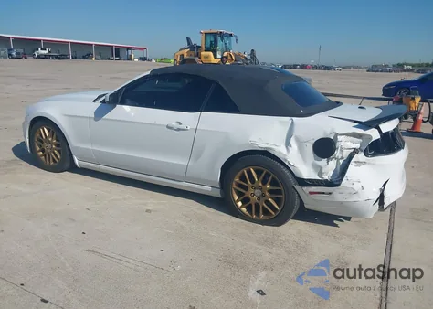 2014 Ford Mustang V6 Premium from USA, damaged, VIN 1ZVBP8EM9E5293029